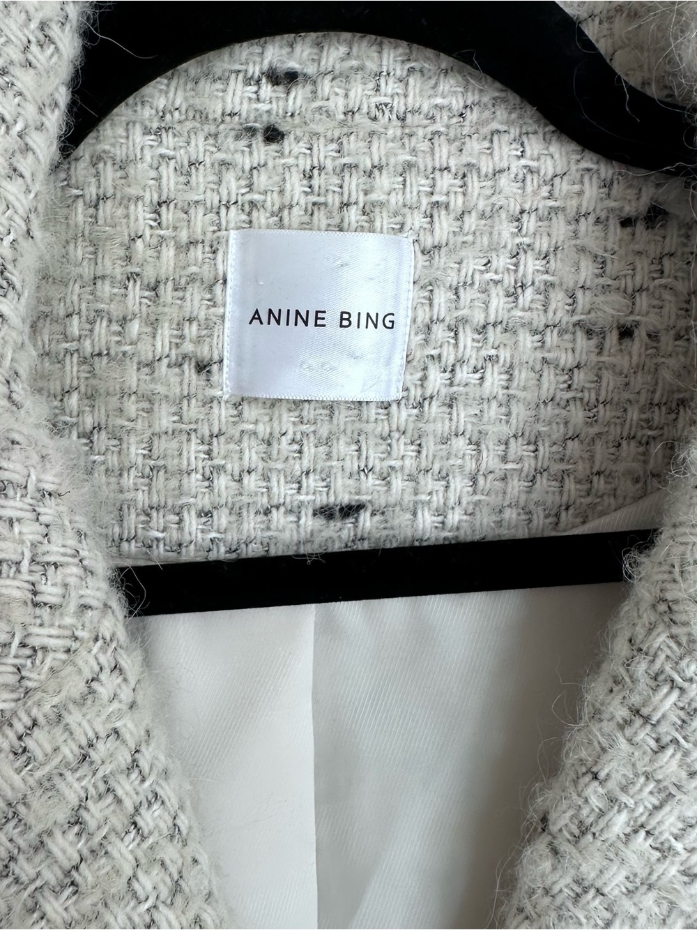 Annie Bing Jacket - Picture 3 of 10